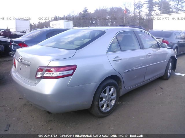 4T4BF3EK0BR094350 - 2011 TOYOTA CAMRY SE/LE/XLE SILVER photo 4