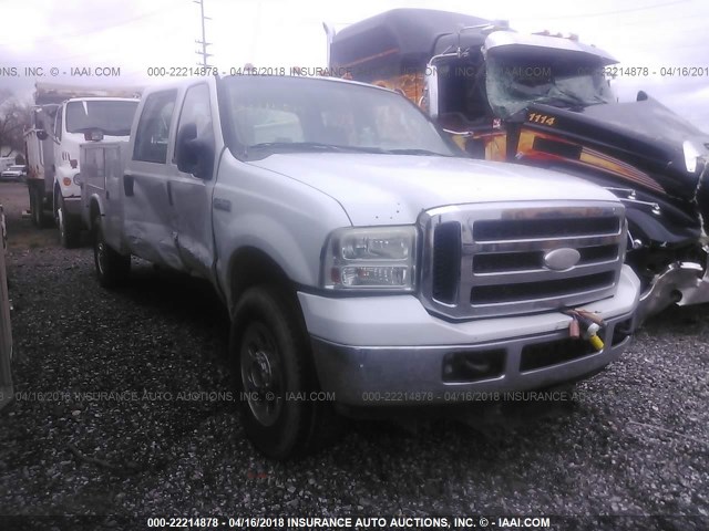 1FTWW31P35EC53622 - 2005 FORD F350 4X4 CREWCAB SRW SUPER DUTY WHITE photo 1