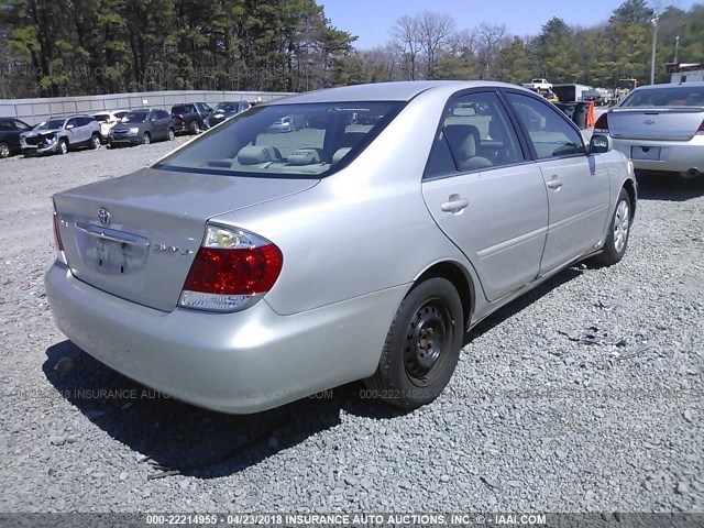 4T1BE32K25U518374 - 2005 TOYOTA CAMRY LE/XLE/SE SILVER photo 4