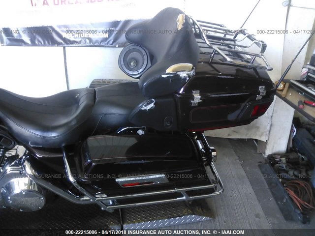 1HD1FCW1X6Y692636 - 2006 HARLEY-DAVIDSON FLHTCUI Бордовый фото 6