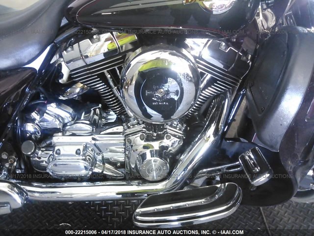 1HD1FCW1X6Y692636 - 2006 HARLEY-DAVIDSON FLHTCUI Бордовый фото 8