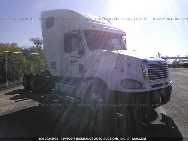 1FUJA6CK77LX10435 - 2007 FREIGHTLINER CONVENTIONAL COLUMBIA WHITE photo 1