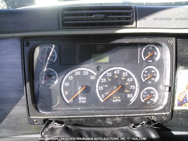 1FUJA6CK77LX10435 - 2007 FREIGHTLINER CONVENTIONAL COLUMBIA თეთრი ფოტო 6