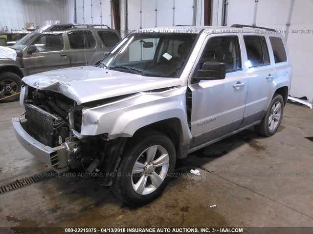 1C4NJRBB8CD571576 - 2012 JEEP PATRIOT SPORT SILVER photo 2