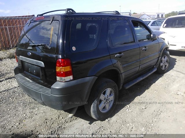 1FMYU02Z97KB79944 - 2007 FORD ESCAPE XLS BLACK photo 4