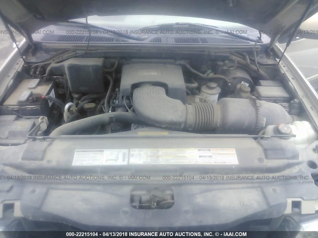 5LMPU28L0WLJ18563 - 1998 LINCOLN NAVIGATOR თაფლისფერი ფოტო 10