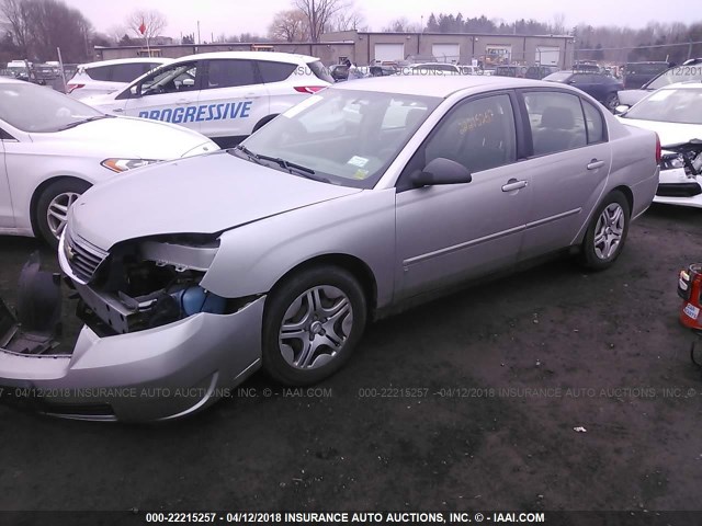 1G1ZS58NX8F121909 - 2008 CHEVROLET MALIBU LS 银色 照片 2