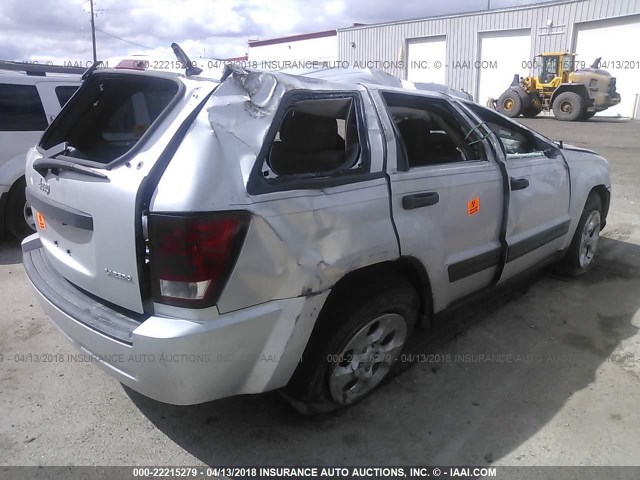 1J4GR48K55C710559 - 2005 JEEP GRAND CHEROKEE LAREDO/COLUMBIA/FREEDOM 银色 照片 4