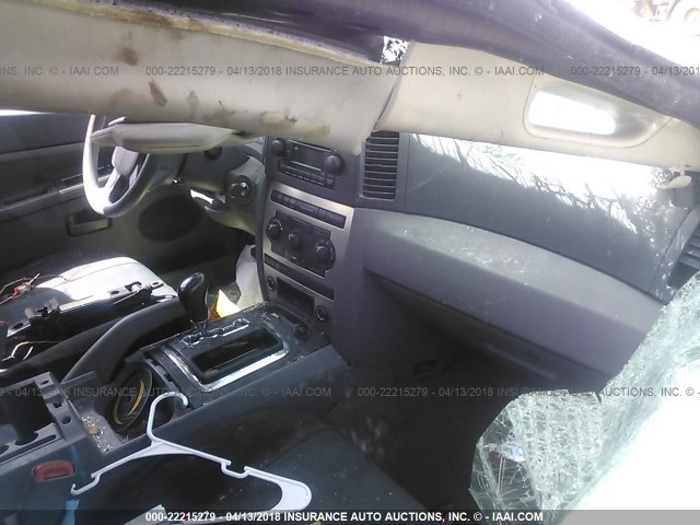 1J4GR48K55C710559 - 2005 JEEP GRAND CHEROKEE LAREDO/COLUMBIA/FREEDOM 银色 照片 5