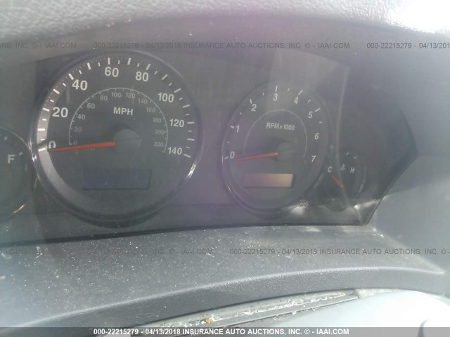 1J4GR48K55C710559 - 2005 JEEP GRAND CHEROKEE LAREDO/COLUMBIA/FREEDOM 银色 照片 7