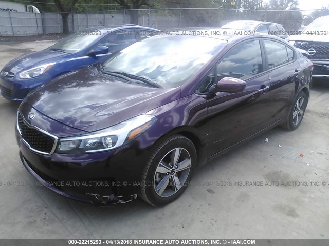 3KPFL4A74JE174456 - 2018 KIA FORTE LX/S PURPLE photo 2