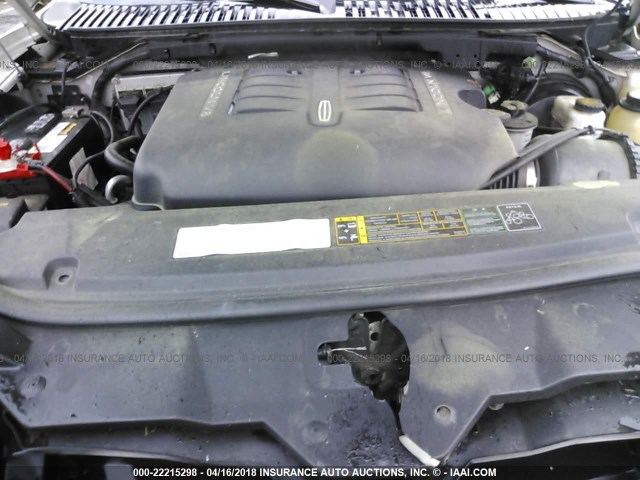 5LMFU28R94LJ40316 - 2004 LINCOLN NAVIGATOR CREAM photo 10