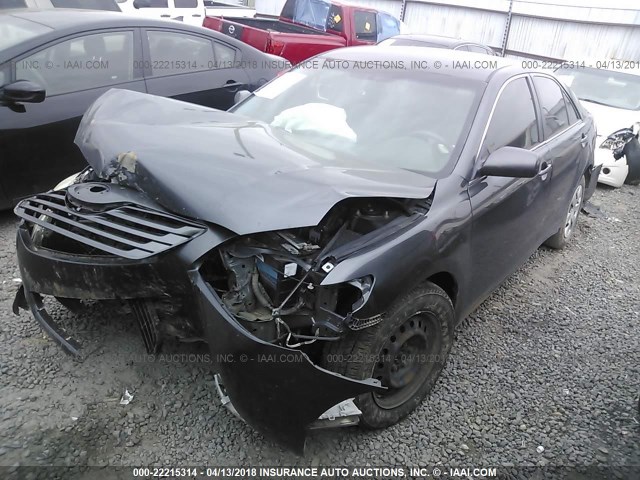 4T1BE46K37U156638 - 2007 TOYOTA CAMRY NEW GENERAT CE/LE/XLE/SE GRAY photo 2