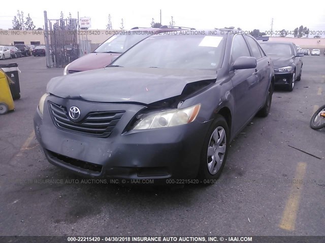 4T1BE46K57U707779 - 2007 TOYOTA CAMRY NEW GENERAT CE/LE/XLE/SE GRAY photo 2