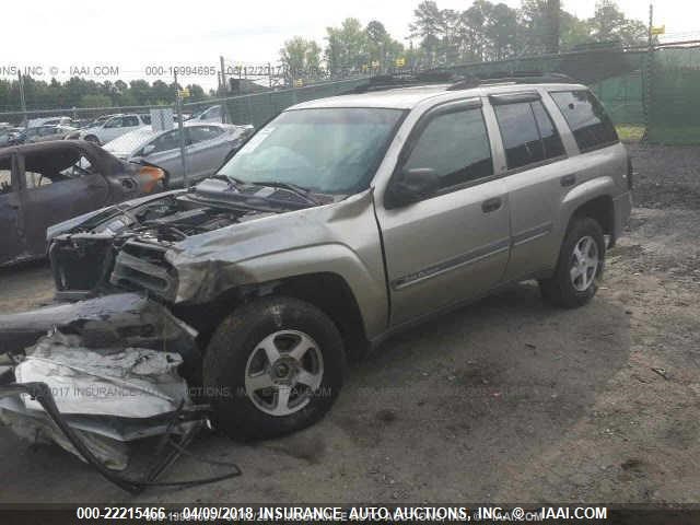 1GNDT13S522241515 - 2002 CHEVROLET TRAILBLAZER  GRAY photo 2