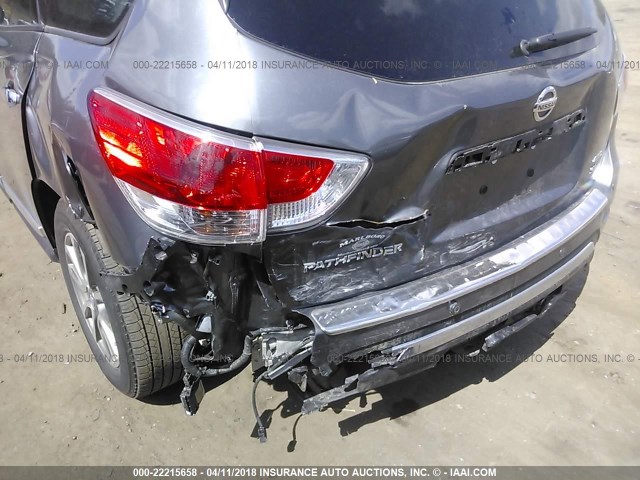 5N1AR2MM8GC620506 - 2016 NISSAN PATHFINDER S/SV/SL/PLATINUM 灰色 照片 6