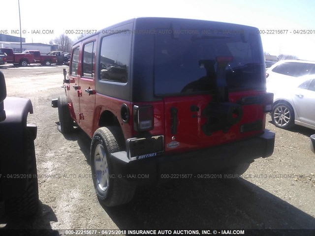 1C4BJWDG7HL722303 - 2017 JEEP WRANGLER UNLIMITE SPORT RED photo 3