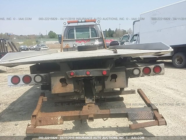 1GDJ5E19X8F409899 - 2008 GMC C5500 C5E042 WHITE photo 8