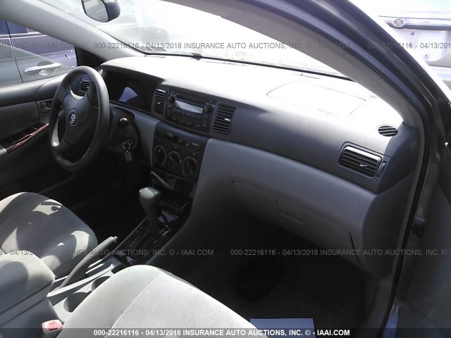 2T1BR30E45C497370 - 2005 TOYOTA COROLLA CE/LE/S GRAY photo 5