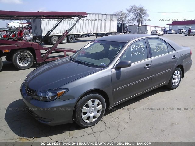 4T1BE32K04U903950 - 2004 TOYOTA CAMRY LE/XLE/SE GRAY photo 2