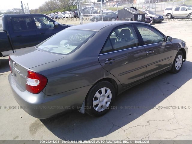 4T1BE32K04U903950 - 2004 TOYOTA CAMRY LE/XLE/SE GRAY photo 4