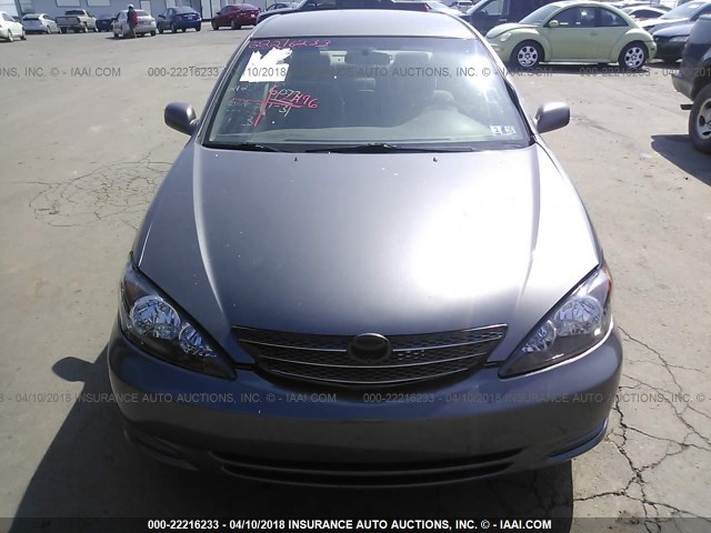 4T1BE32K04U903950 - 2004 TOYOTA CAMRY LE/XLE/SE GRAY photo 6