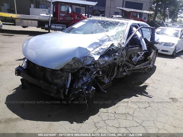 4T1BF1FK4HU374116 - 2017 TOYOTA CAMRY LE/XLE/SE/XSE ვერცხლისფერი ფოტო 2