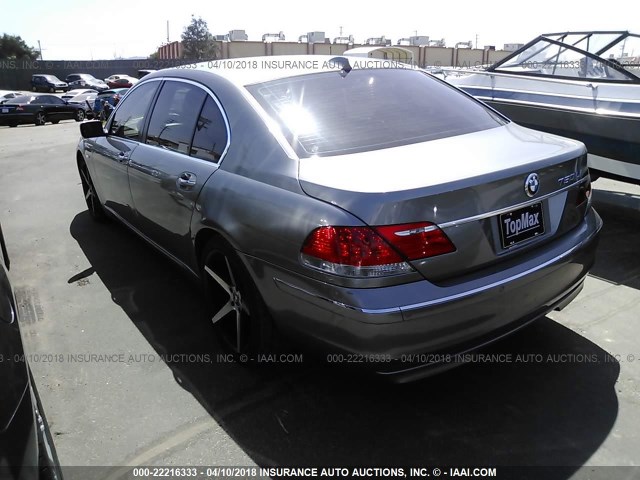 WBAHN83576DT35359 - 2006 BMW 750 LI GRAY photo 3