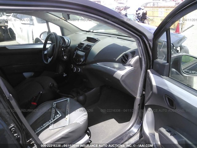KL8CC6S97DC508613 - 2013 CHEVROLET SPARK 1LT Черный фото 5