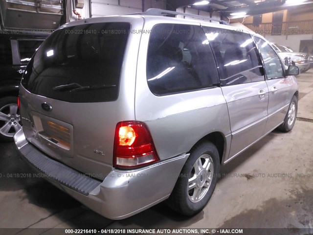 2FMZA52216BA23743 - 2006 FORD FREESTAR SEL SILVER photo 4