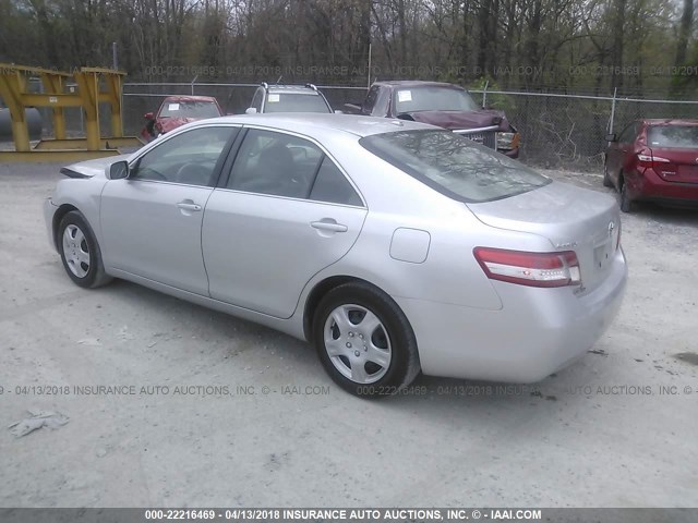 4T4BF3EK7AR022169 - 2010 TOYOTA CAMRY SE/LE/XLE 银色 照片 3