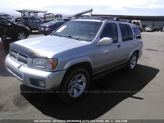 JN8DR09Y22W704625 - 2002 NISSAN PATHFINDER LE/SE SILVER photo 2