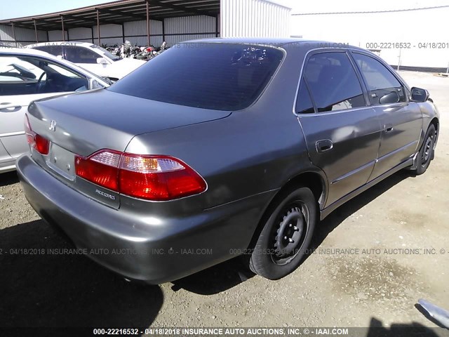 JHMCG6658YC005244 - 2000 HONDA ACCORD LX GRAY photo 4