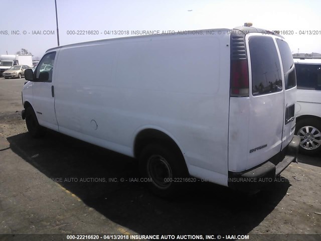 1GCHG39R5Y1149611 - 2000 CHEVROLET EXPRESS G3500  WHITE photo 3