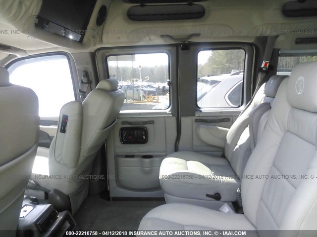 1GBFG154X81217069 - 2008 CHEVROLET EXPRESS G1500  SILVER photo 8