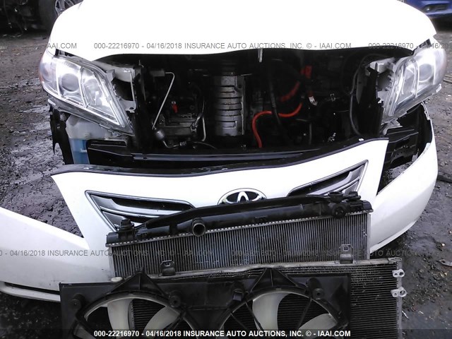 4T1BB46K39U080544 - 2009 TOYOTA CAMRY HYBRID WHITE photo 6