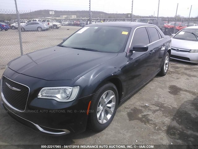 2C3CCAAG6FH828861 - 2015 CHRYSLER 300 LIMITED GRAY photo 2