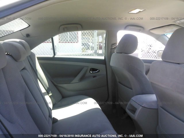 4T1BF3EK4BU665672 - 2011 TOYOTA CAMRY SE/LE/XLE 银色 照片 8