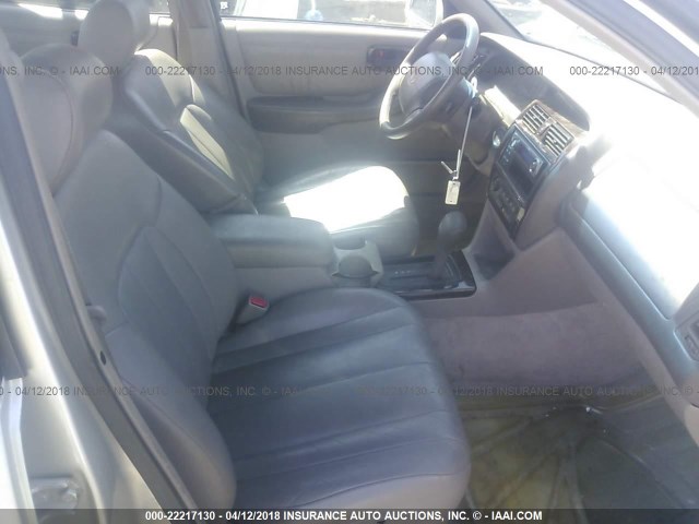 4T1BF18BXXU315437 - 1999 TOYOTA AVALON XL/XLS SILVER photo 5