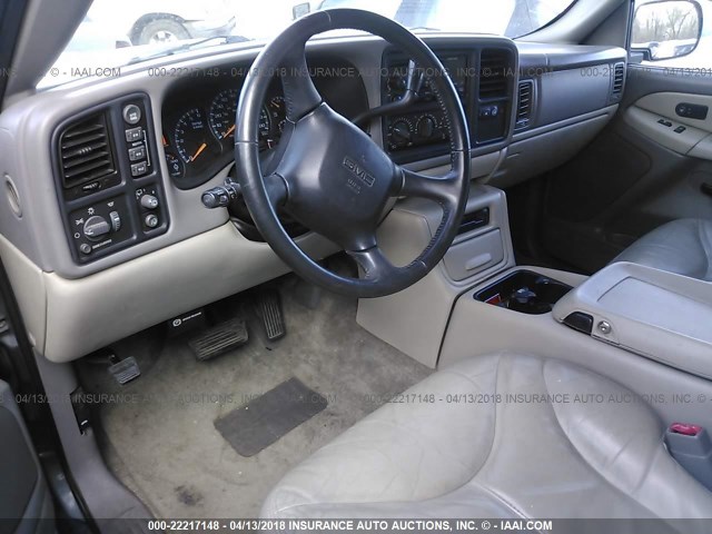 3GKGK26U41G266279 - 2001 GMC YUKON XL K2500 GRAY photo 5