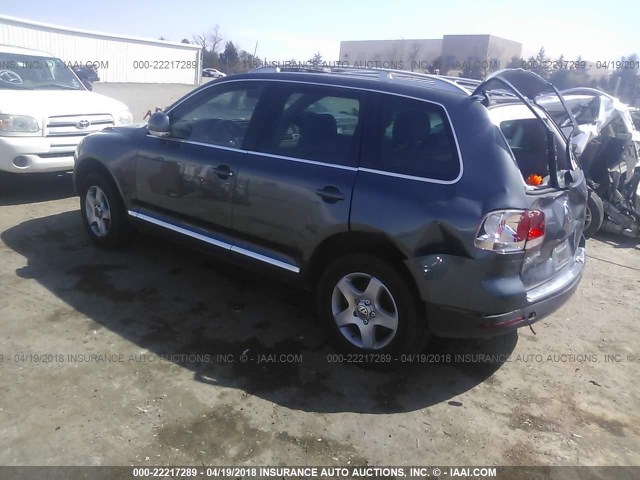 WVGZE77L57D016579 - 2007 VOLKSWAGEN TOUAREG V6 GRAY photo 3