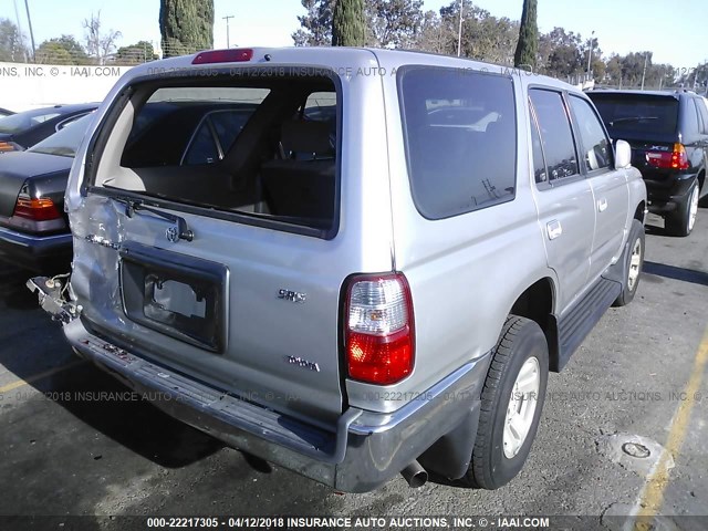 JT3GN86R010209605 - 2001 TOYOTA 4RUNNER SR5 SILVER photo 4