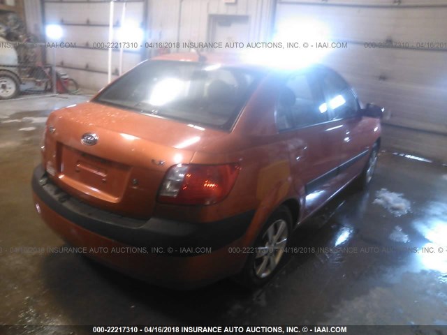 KNADE123686368737 - 2008 KIA RIO LX/SX ORANGE photo 4