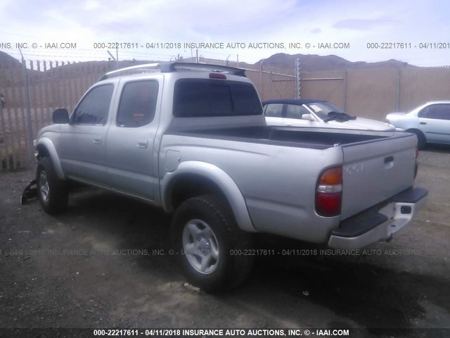 5TEHN72N52Z022407 - 2002 TOYOTA TACOMA DOUBLE CAB ვერცხლისფერი ფოტო 3