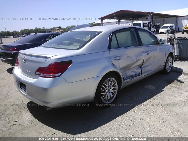 4T1BK36B46U073950 - 2006 TOYOTA AVALON XL/XLS/TOURING/LIMITED SILVER photo 4