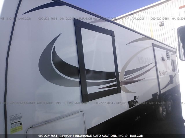 5SFNB3524GE305314 - 2016 HEARTLAND SUNDANCE 322RES  WHITE photo 7