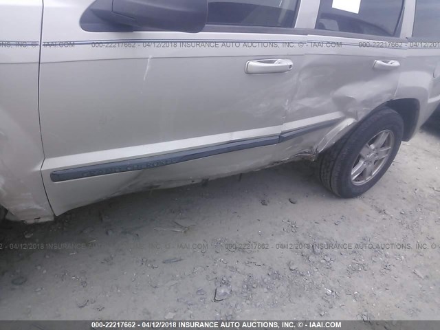 1J8GR48K97C541566 - 2007 JEEP GRAND CHEROKEE LAREDO/COLUMBIA/FREEDOM 棕色 照片 6