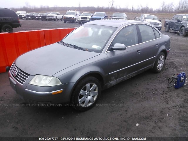 WVWAD63BX5P059581 - 2005 VOLKSWAGEN PASSAT GLS GRAY photo 2