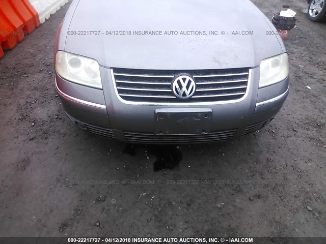 WVWAD63BX5P059581 - 2005 VOLKSWAGEN PASSAT GLS GRAY photo 6