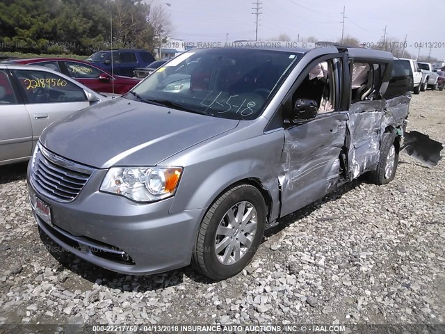 2C4RC1BG9DR632280 - 2013 CHRYSLER TOWN & COUNTRY TOURING SILVER photo 2